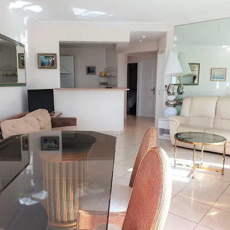 Διαμέρισμα Bright La Croisette, Sea View